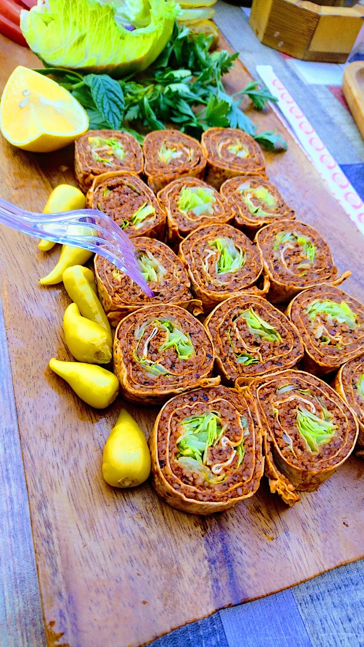 Suşi Çiğ Köfte